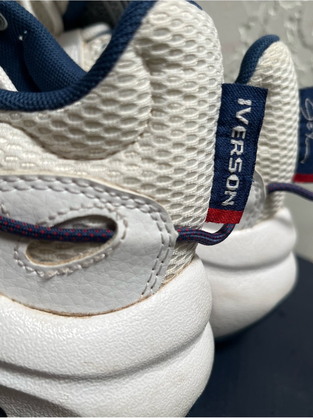 Reebok Iverson Solution Mid US Men’s 8.5 - Picture 2 of 6